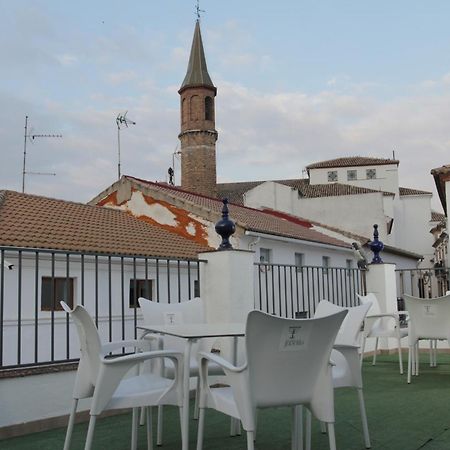 Hospedium Dlj Hostal Tematico Desde La Juderia Архона Экстерьер фото