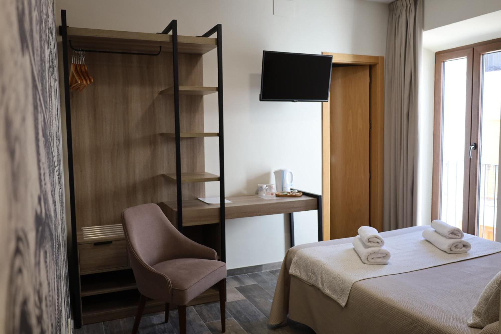 Hospedium Dlj Hostal Tematico Desde La Juderia Архона Экстерьер фото